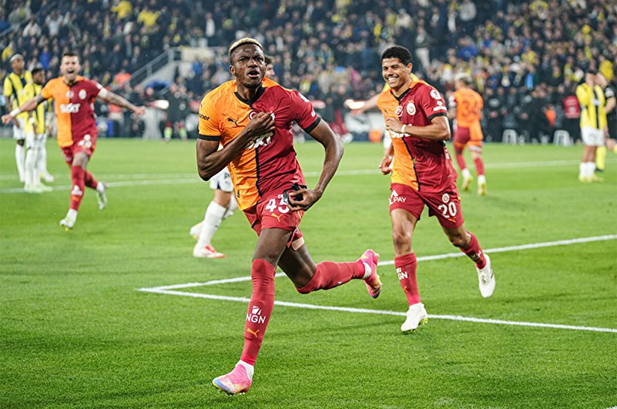 26 yaşındaki yıldız santrfor, Galatasaray formasıyla 34 maça çıktı.<br>