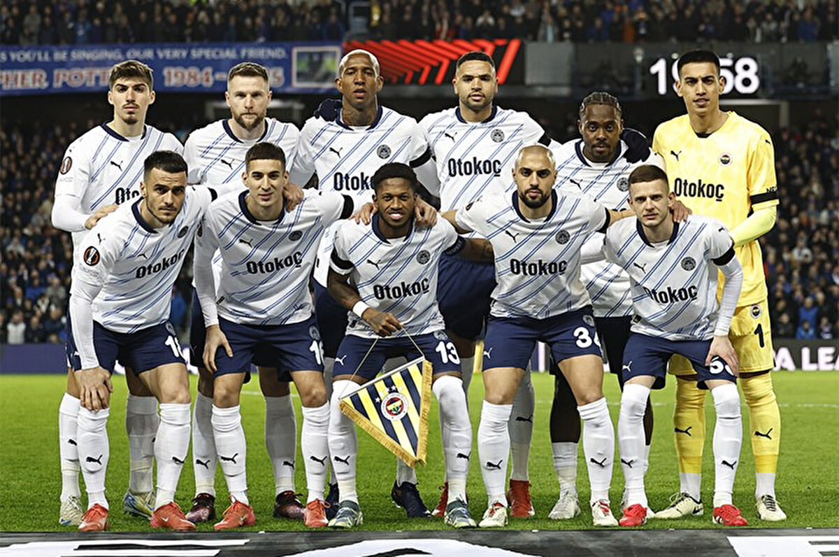 Fenerbahçe yeni sezon öncesi hiç transfer yapmasa dahi en az 6 yabancı futbolcuyla yollarını ayırmak zorunda.<br>