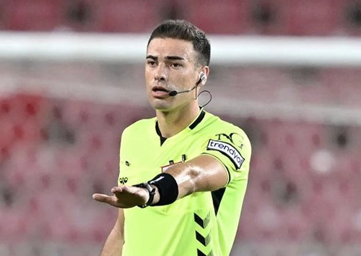 Karşılaşma BeIN Sports 1 ekranlarından naklen yayınlanacak. Hakem Oğuzhan Çakır düdük çalacak. Mücadele öncesi Fenerbahçe ve Kayserispor'un ilk 11'leri belli oldu.