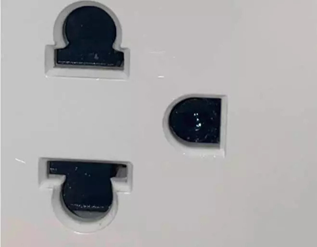 Sürekli güç kaynağına ihtiyaç duyan gizli kameralar, prizler ve USB şarj cihazları içine kolayca yerleştirilebilir.