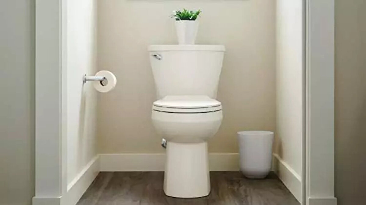 8) KLOZET ÜSTÜ SU DEPOSU VE BANYO ALANLARI