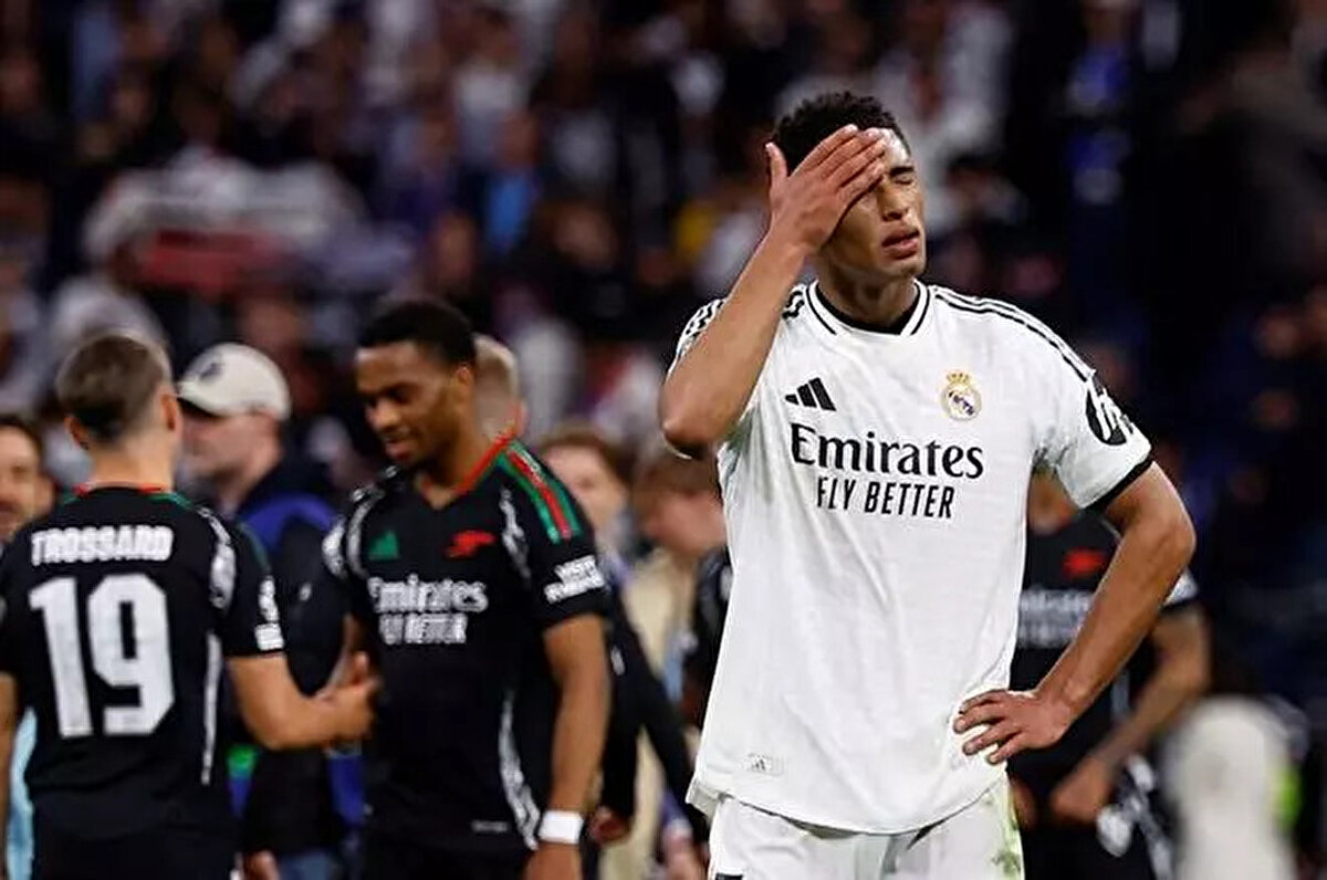 Şampiyonlar Ligi çeyrek finalinde Arsenal'a elenen Real Madrid'de bazı futbolcular, sportif direktör ve teknik direktör Carlo Ancelotti'ye büyük tepki var.