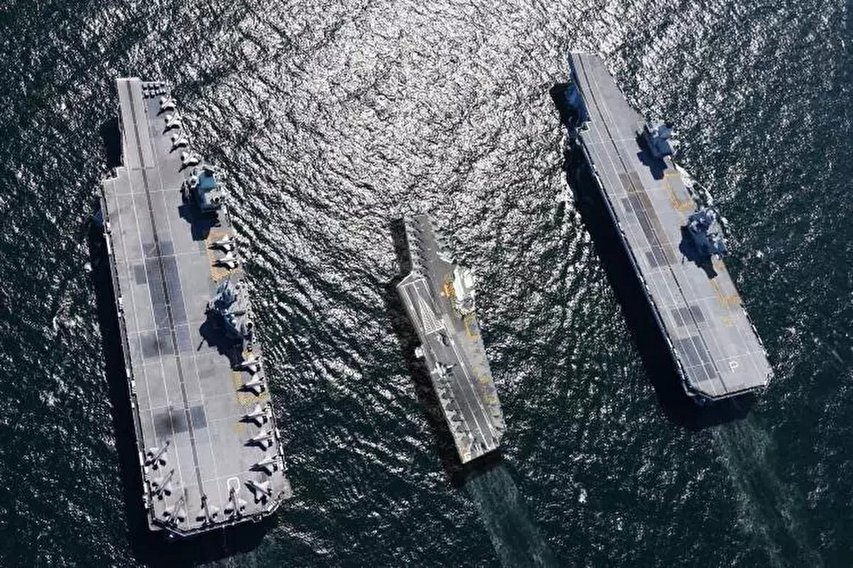 HMS QUEEN ELIZABETH VE HMS PRINCE OF WALES