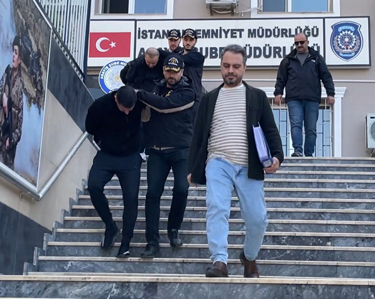 Almanya'nın organize suç örgütü 'Hells Angels' üyelerinden biri olduğu öğrenilen Ali Erdi A.'nın Almanya'da görülen bu cinayet davasında kesinleşmiş 'Müebbet hapis cezası' aldığı belirlendi.