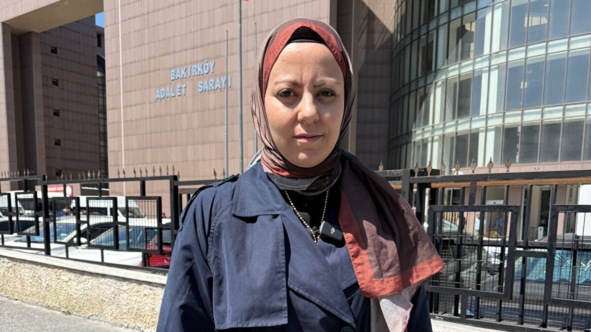 GZT Saha Editörü Ümmü Gülsüm Durmuş duruşmayı adliyeden takip ediyor.