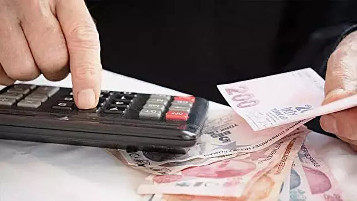 <br>Emekli promosyon kampanyaları Nisan ayında güncellendi. En yüksek promosyon veren bankaya emekli maaşını taşımak isteyenler, Vakıf Bank, İş Bankası, Garanti BBVA, Halkbank, Akbank, ING, Ziraat, Yapı Kredi promosyon tutarlarını sorguluyor.