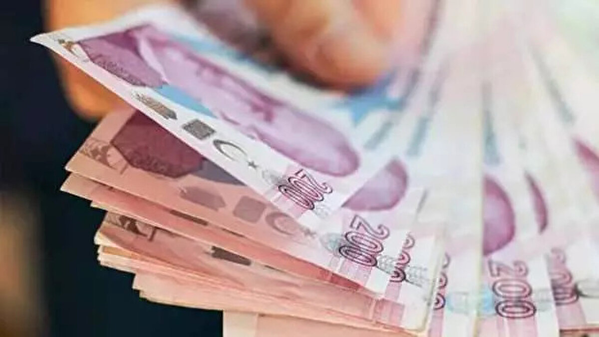 Dikkat: Bankalar emekli promosyon ödemelerinde kampanyalarını sıklıkla yenileyebildikleri için en doğru emekli promosyon bilgilerine bankaların kendi internet siteleri üzerinden ulaşabilirsiniz.