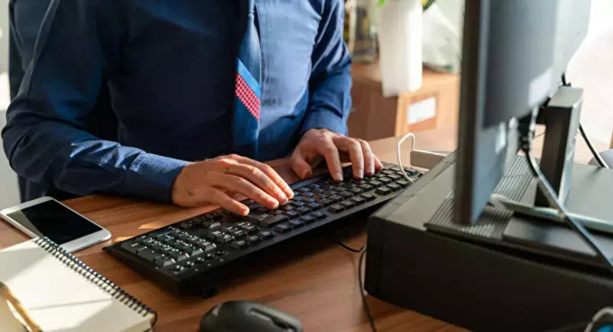 23 Nisan Çarşamba bankalar açık mı, çalışıyor mu? 23 Nisan'da bankalar tatil mi oluyor? EFT/Havale işlemi yapacak olan kullanıcılar banka çalışma saatleri ile ilgili ayrıntıları araştırıyor.