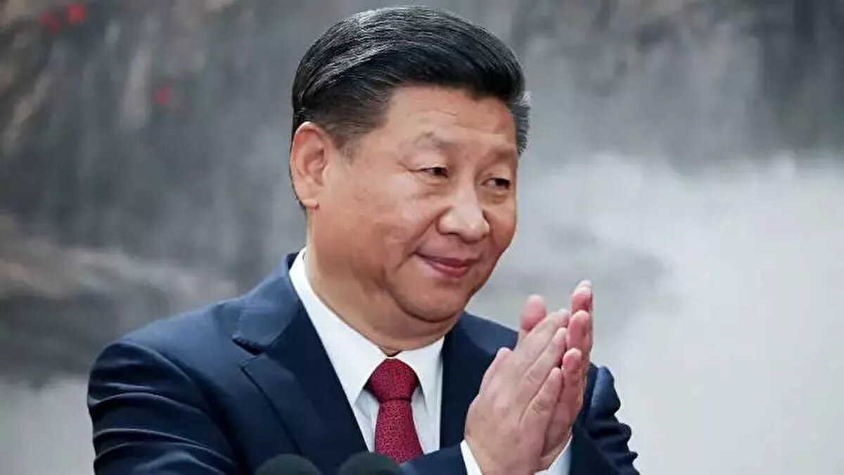 4. Xi Jinping <br><br> <br><br>Çin Devlet Başkanı<br><br> <br><br>1.5 Milyar $