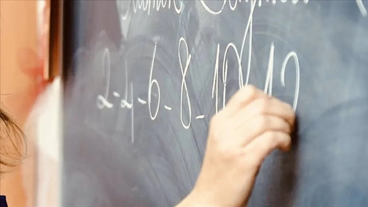 İSTANBUL'DA YARIN OKULLAR TATİL Mİ 24 NİSAN?