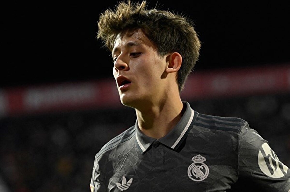 Real Madrid forması giyen milli futbolcu Arda Güler, Getafe karşısında maça ilk 11'de başlayacak
