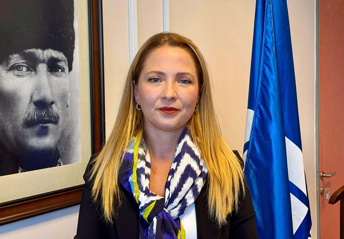 “Bayraklı ve Bornova'dan alınan veriler kapsamlı”<br><br>İMO’nun çalışmaları hakkında bilgi veren Atak, “Bayraklı ve Bornova ilçelerinde yaptığımız envanter taramaları sayesinde şehir genelinin yaklaşık yüzde 35-40’lık yapı verisine ulaşabileceğiz” dedi.