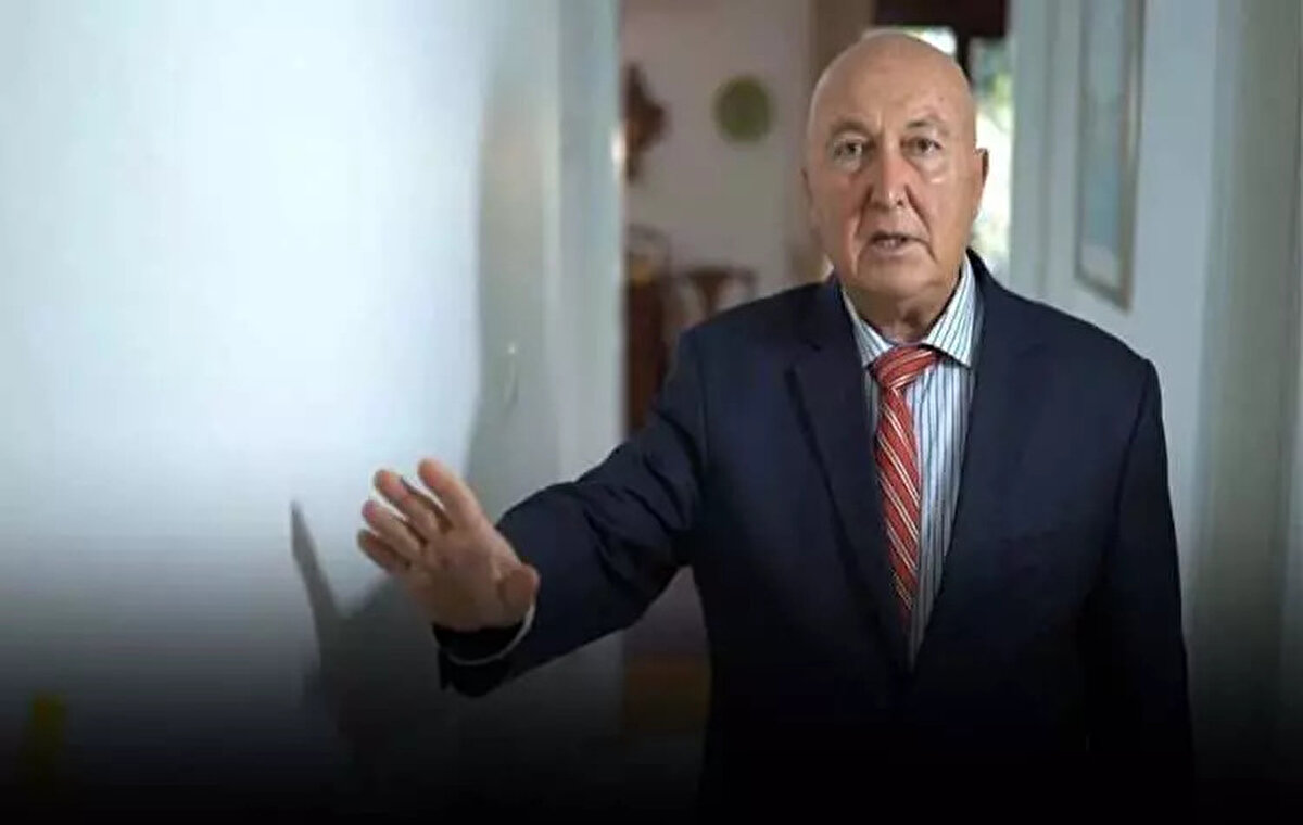 AHMET ERCAN: İLERİDE BEKLENEN BÜYÜK DEPREM BU DEĞİL<br><br> <br><br>Övgün Ahmet Ercan, bu depremin çok önemsenecek bir deprem olduğunu söyleyerek şunları kaydetti: