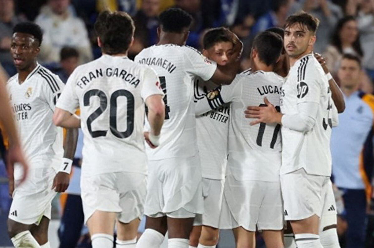 Arda'yı Getafe karşısında orta sahanın ortasında oynattığını ve Türk futbolcunun "çok başarılı işler yaptığını" kaydeden Ancelotti, "Kendi tarzıyla oynadı, kaliteliydi, sakindi, çok iyi oynadı. Çok kaliteli. Geleceği daha çok 4-4-2 veya 4-3-3'te orta sahanın ortasında olacak, daha ilerilerde değil. Oyunu kurmadaki kalitesi olağanüstü ve bunu gol pozisyonunda da gösterdi. Diğer taraftan evet doğru, ikili mücadelelerde biraz etkisiz kalıyor. Ama kalitesi çok yüksek." ifadelerini kullandı.<br>