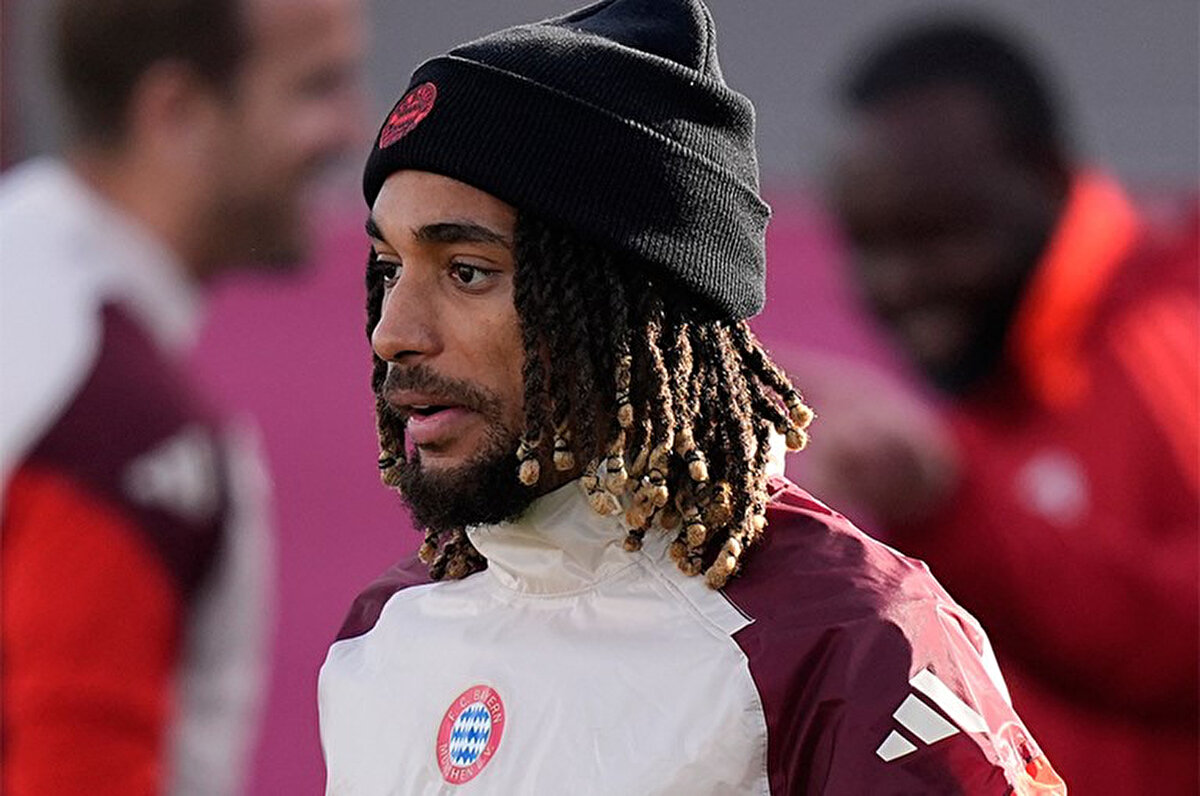 Galatasaray'ın Bayern Münih'e 30 milyon euro gibi rekor bir bedelle gönderdiği Sacha Boey, Alman devinde istediğini bulamadı.<br>