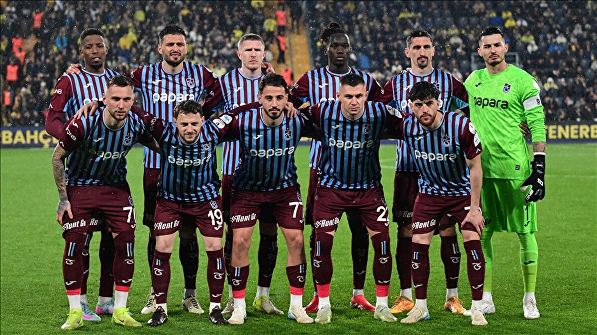 Trabzonspor kupayı alırsa <br><br>Trabzonspor Türkiye Kupası'nı kazanırsa Avrupa Ligi'ne play-off etabından katılım hakkı sunacak. Bu turda elense dahi önümüzdeki sezon Konferans Ligi'nde yer almayı garantileyecek.