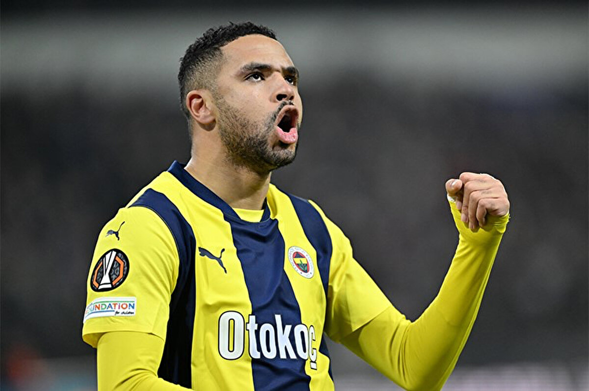 Ara transfer döneminde Al-Nassr'ın ciddi şekilde ilgilendiği Faslı forvetten yönetimin beklediği bonservis 30 milyon euronun üzeri.<br>