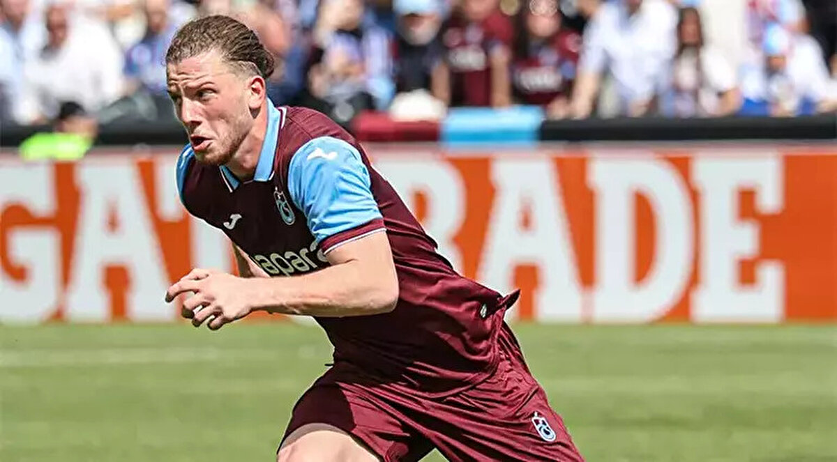 Büyük heyecana sahne olan maç Trabzonspor'un 2-1 üstünlüğüyle sona erdi. Bordo-mavili gençler bu sonucun ardından UEFA Gençlik Ligi'nde finale yükseldi.<br>