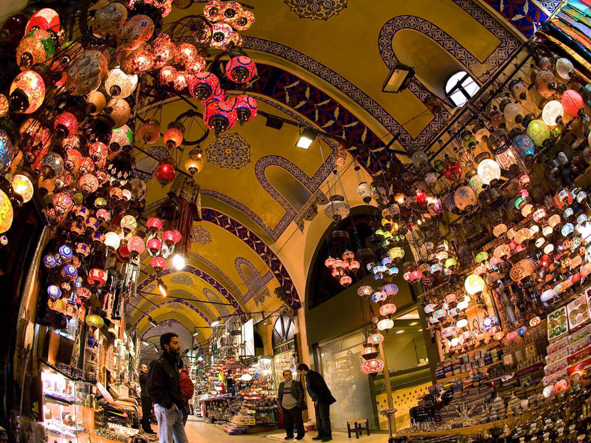 53 esnafla görüşen iki lise öğrencisi literatürde hiç olmayan 45 kelime buldu.