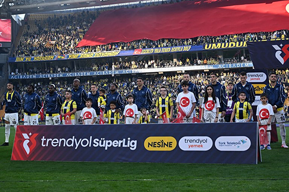 Fenerbahçe, Süper Lig'in 33. haftasında yarın Gaziantep FK ile deplasmanda karşı karşıya gelecek. Müsabaka saat 19:00'da başlayacak.<br>