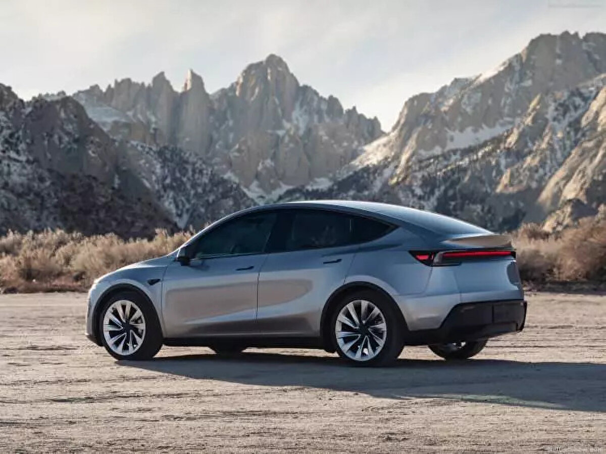 Markanın açıklamasında "En uygun yeni Model Y artık Türkiye'de" ifadesi yer aldı.