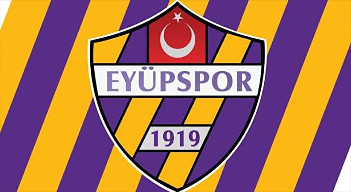 Eyüpspor<br><br> Berke Özer, Claro, Robin Yalçın, Vezo, Umut Meraş, Emre Akbaba, Yalçın Kayan, Melih Kabasakal, Tayfur Bingöl, Umut Bozok, Ampem