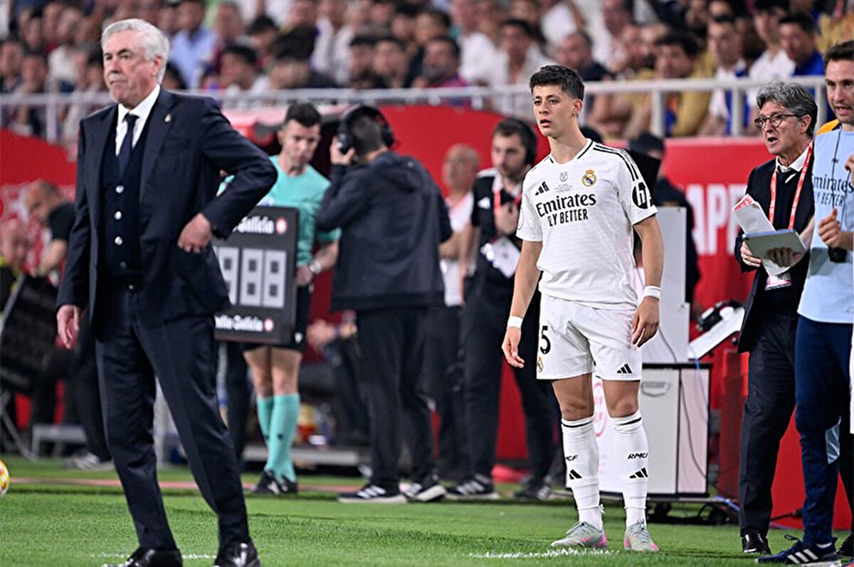 Marca'da yer alan haberde Arda Güler için, "Kupa finalinde sadece iyi bir futbolcu olmadığını gösterdi. Karakterli bir oyun oynadı ve Real Madrid'i sırtında taşıdı. Arda, Modric'le oynamaya başladı ve imkansız gibi görünen şeyi başardılar, Barcelona'nın elinden topu aldılar. Tchouameni'nin golünde kullandığı köşe vuruşu altın değerindeydi." ifadeleri kullanıldı.<br>