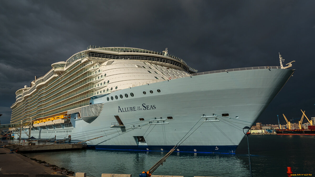 7.  Allure of the Seas: 6.780 yolcu kapasitesi 