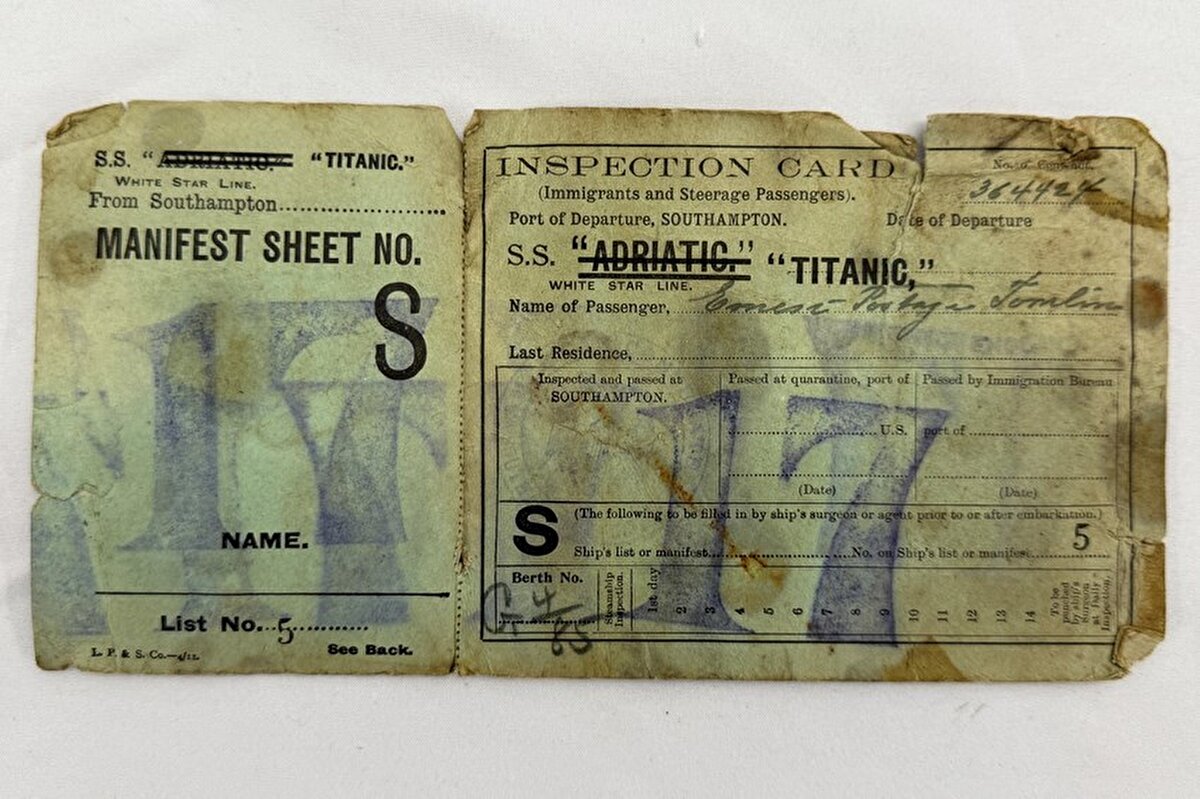 İlk tahminlere göre, yaklaşık 80 bin dolardan alıcı bulması beklenen mektubun satış fiyatı ise dikkati çekti.<br><br>Geminin batmasından 5 gün önce yazılan mektup, ABD'li bir koleksiyoncu tarafından 399 bin dolara satın alındı.