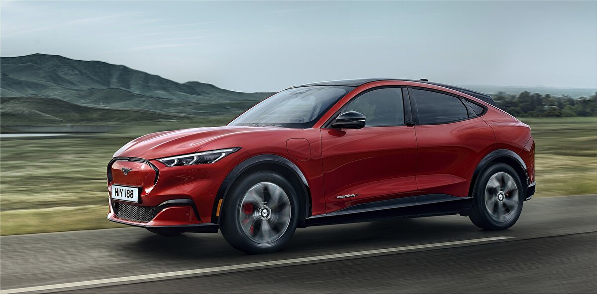 10. Ford Mustang Mach-E AWD Extended: 600 km