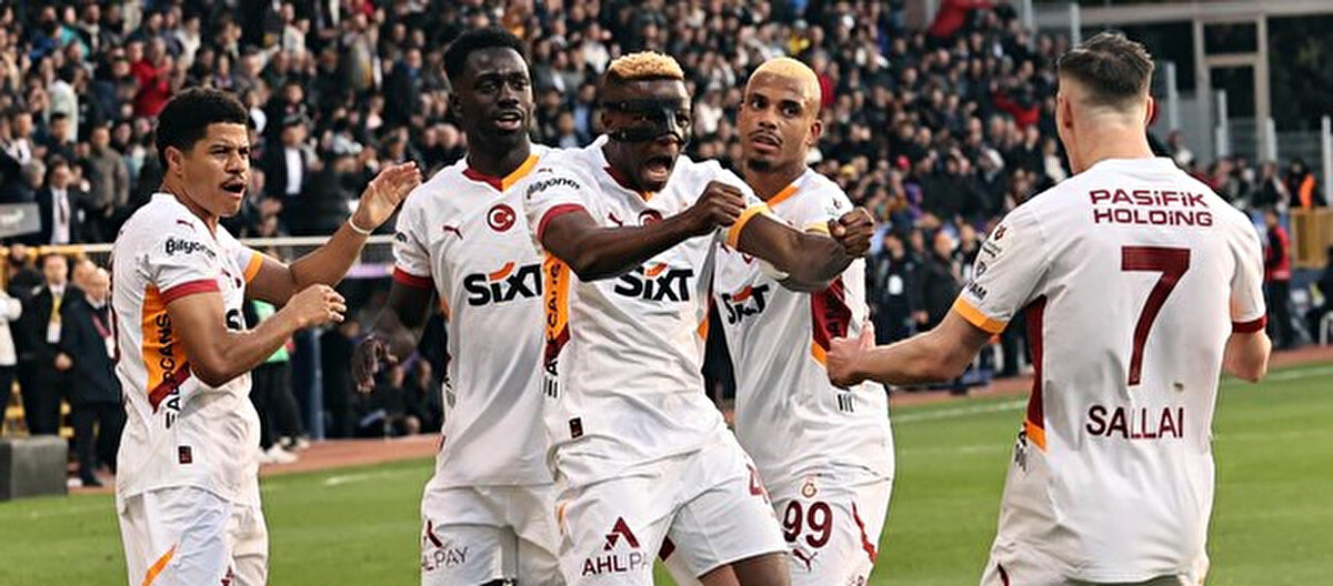 50-) Galatasaray<br>266.25 mil. €