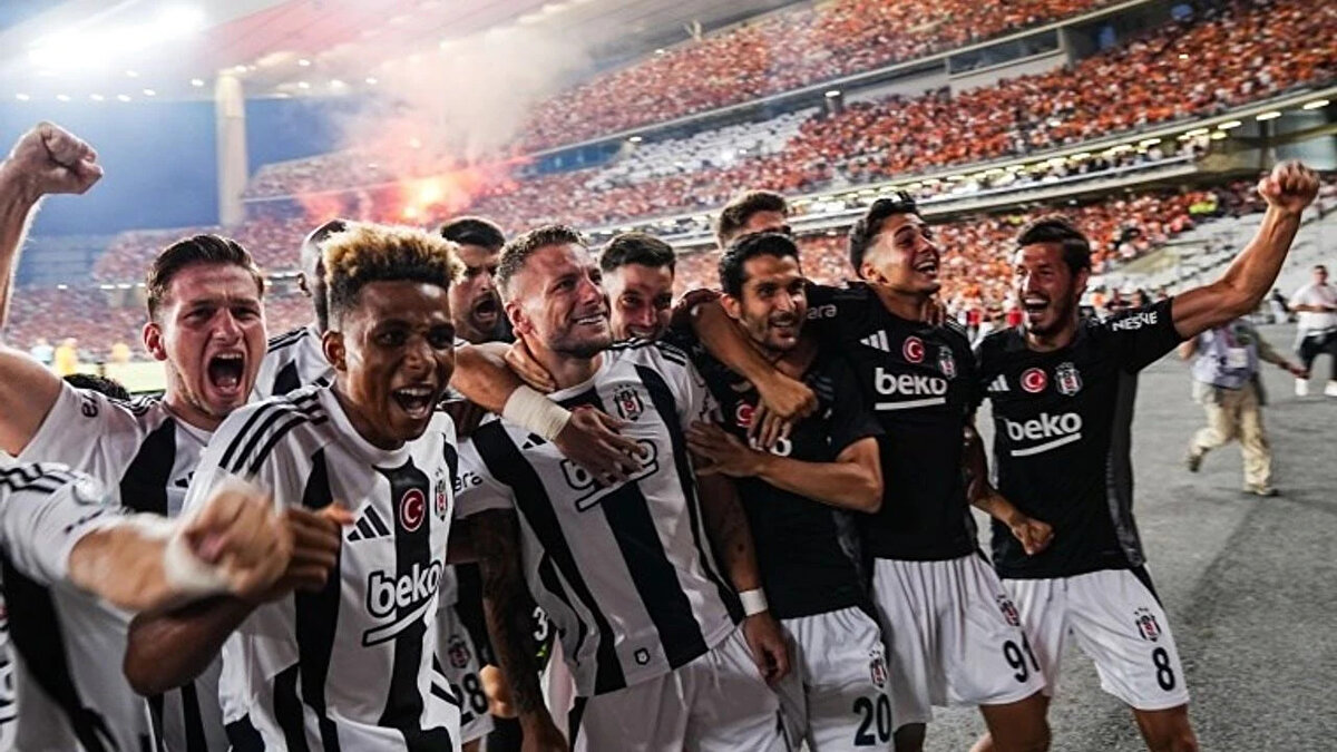 96-) Beşiktaş<br>117.90 mil. €