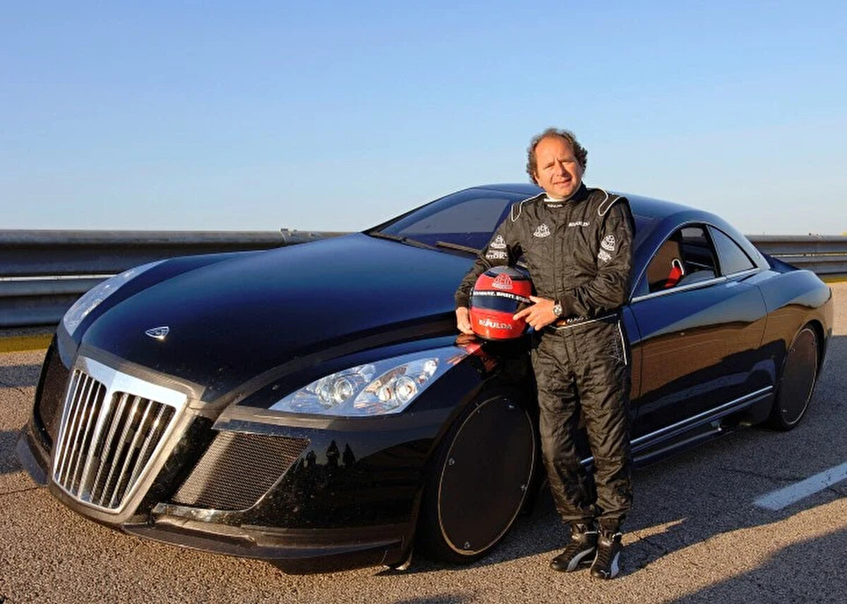 Bir konsept otomobil olmasına rağmen Exelero’nun cazibesi 19 yıldır sürüyor ve birçok listede yer almayı başarıyor. Bu model Alman televizyon programı Cobra 11 ve Jay Z’nin Lost One adlı parçasının klibinde boy gösterdi. Ünlü rapçi Birdman tarafından satın alındığı bilinen bu nadir araç şu anda özel bir Alman koleksiyoncunun koleksiyonunda yer alıyor.