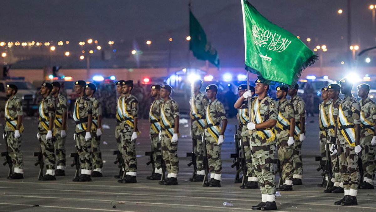 SUUDİ ARABİSTAN<br><br>Suudi Arabistan 80,3 milyar dolarla 2024’te Orta Doğu'nun en büyük, dünyanın ise yedinci en büyük askeri harcama yapan ülkesi oldu.<br><br>