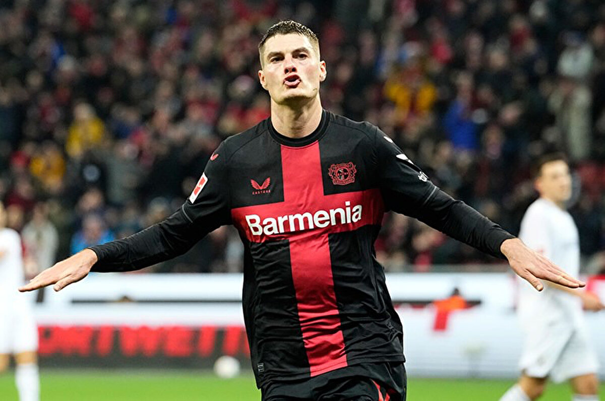 Sabah'ın haberine göre Beşiktaş, Immobile ile vedalaşıp Patrik Schick'i transfer etmeyi planlıyor.<br>