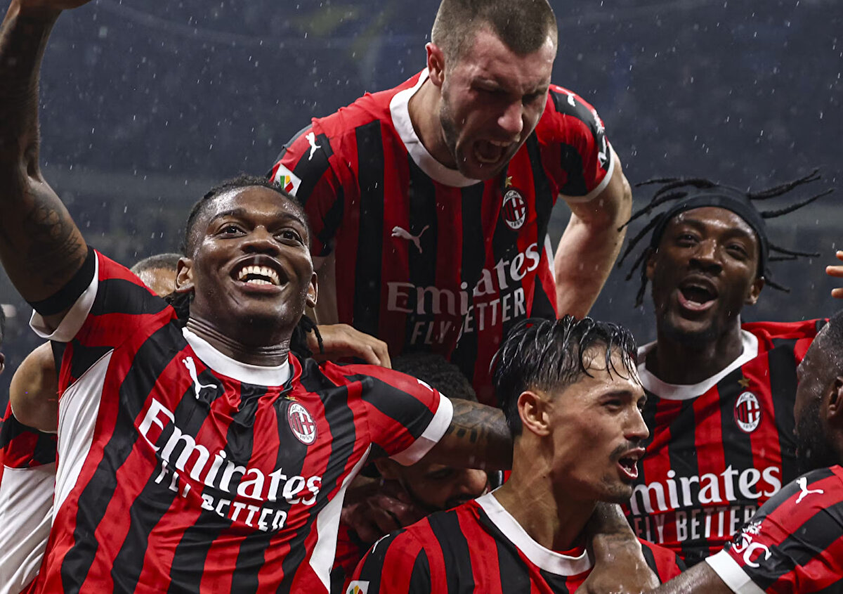 17-) AC Milan<br>523.50 mil. €