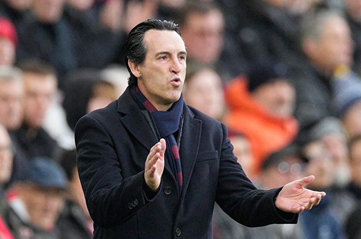 Monchi'nin yanı sıra Unai Emery'nin de Yunus Akgün'ü kadrosunda görmek istediği haber detayında yer aldı.<br>