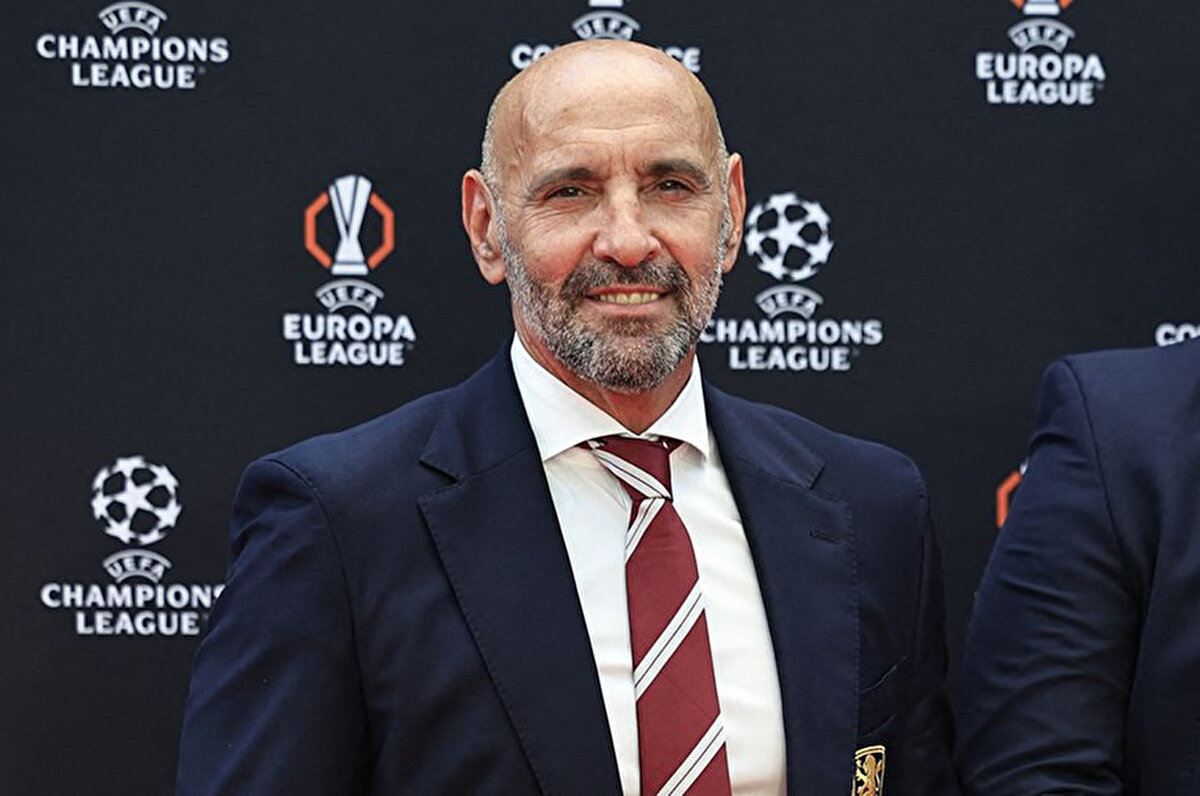Bu sezon İngiltere Premier Lig'de Şampiyonlar Ligi bileti kovalayan Aston Villa'da Monchi, Galatasaray'ın yıldızına kanca attı.<br>