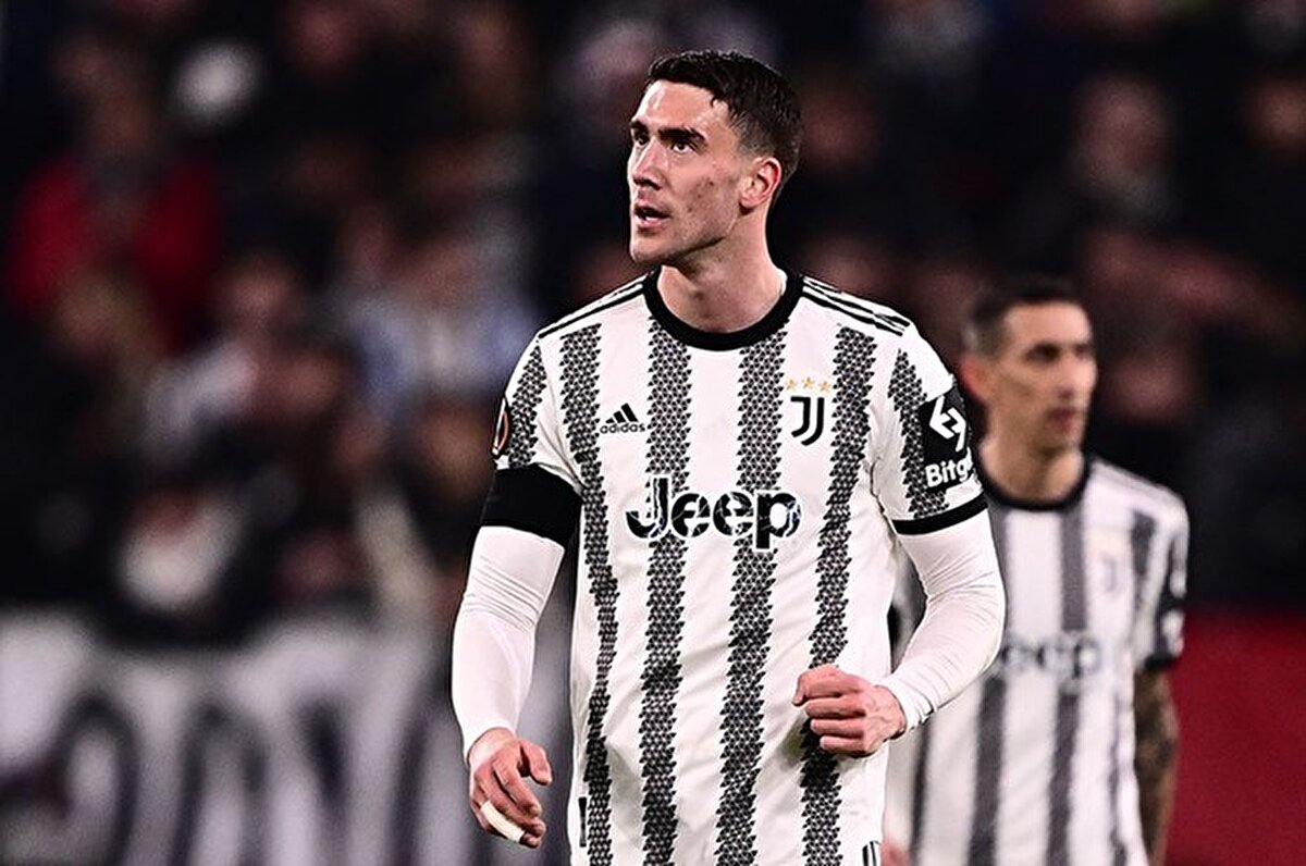 Fenerbahçe'nin gündeminde olduğu iddia edilen Dusan Vlahovic için transferde yeni gelişme yaşandı.