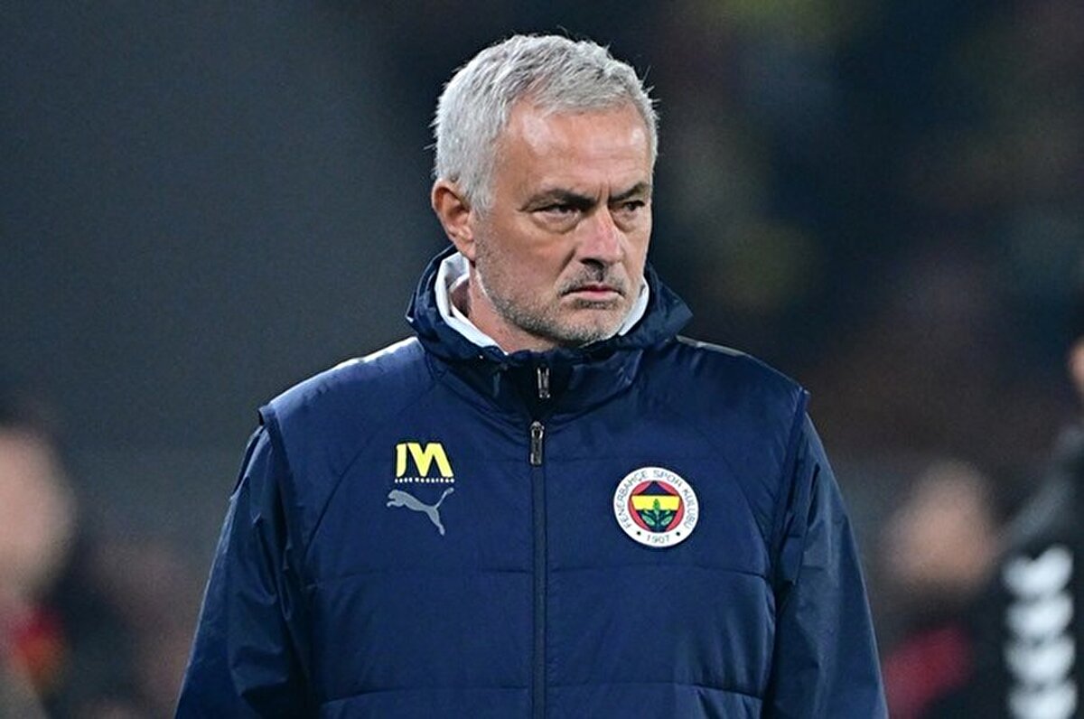 Başkan Ali Koç, Jose Mourinho'nun arkasında dursa da söz konusu iddialar uluslararası basında geniş yankı buluyor.<br><br>