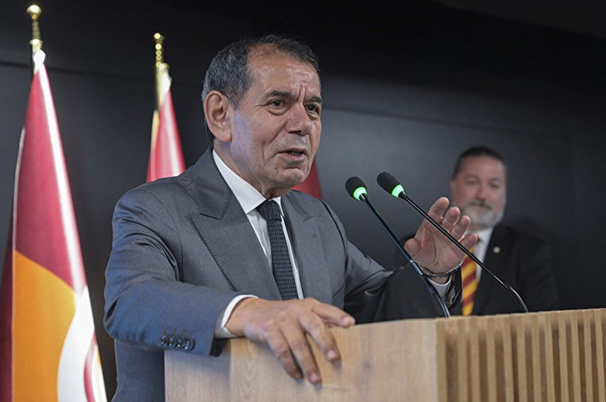 Dursun Özbek'in söz konusu konuşmada talip oldukları bazı futbolcuların isimlerini verdiği belirtildi. Başkanın açıklamalarından satır başları şöyle:<br>