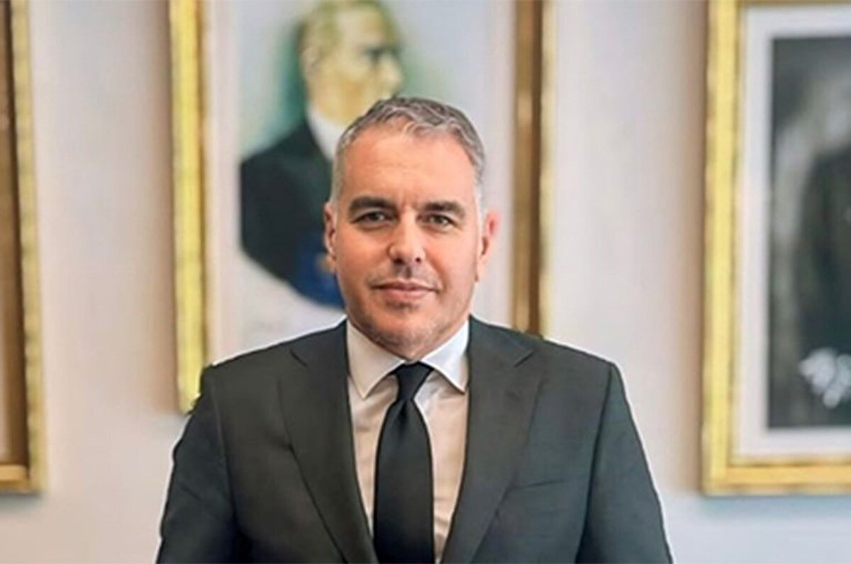 Hocamız şu anda devam ediyor, biz bunları konuşmuyoruz bile. Hocamız daha uzun yıllar bizimle olacakmış gibi plan yapıyoruz. <br>