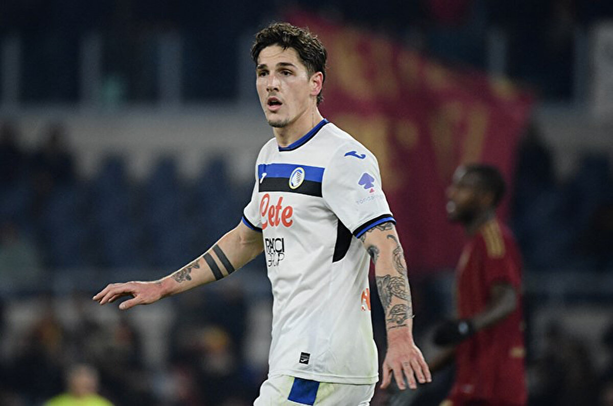Galatasaray'da transfer olduktan sonra takım takım gezen Nicolo Zaniolo, son olarak Fiorentina forması giymişti.<br>