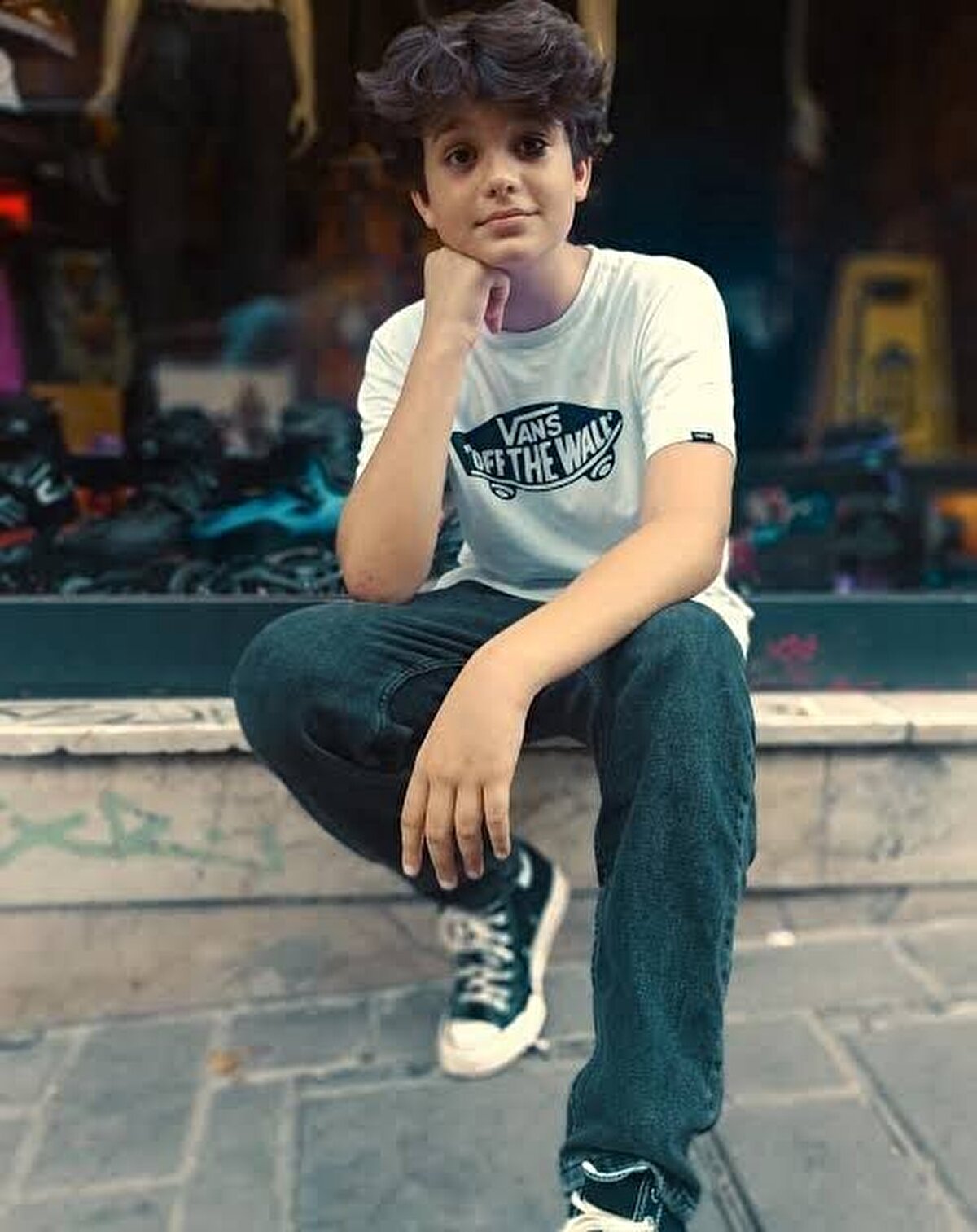 Gözaltı kararı verilen kişilerin de diğer iki sanık gibi 18 yaşından küçük olduğu öğrenildi.