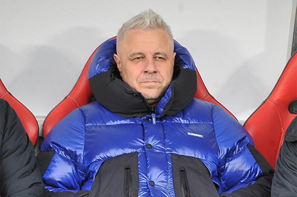 Sumudica ayrılıktan vazgeçmesinin nedeninin sözleşmesinde yer alan ve tek taraflı fesih yapılması halinde devreye girecek olan 150 bin Euro'luk tazminatla ilgili olup olmadığının sorulması üzerine ise bu konuda cevap vermekten kaçındı ve şunları söyledi:<br>