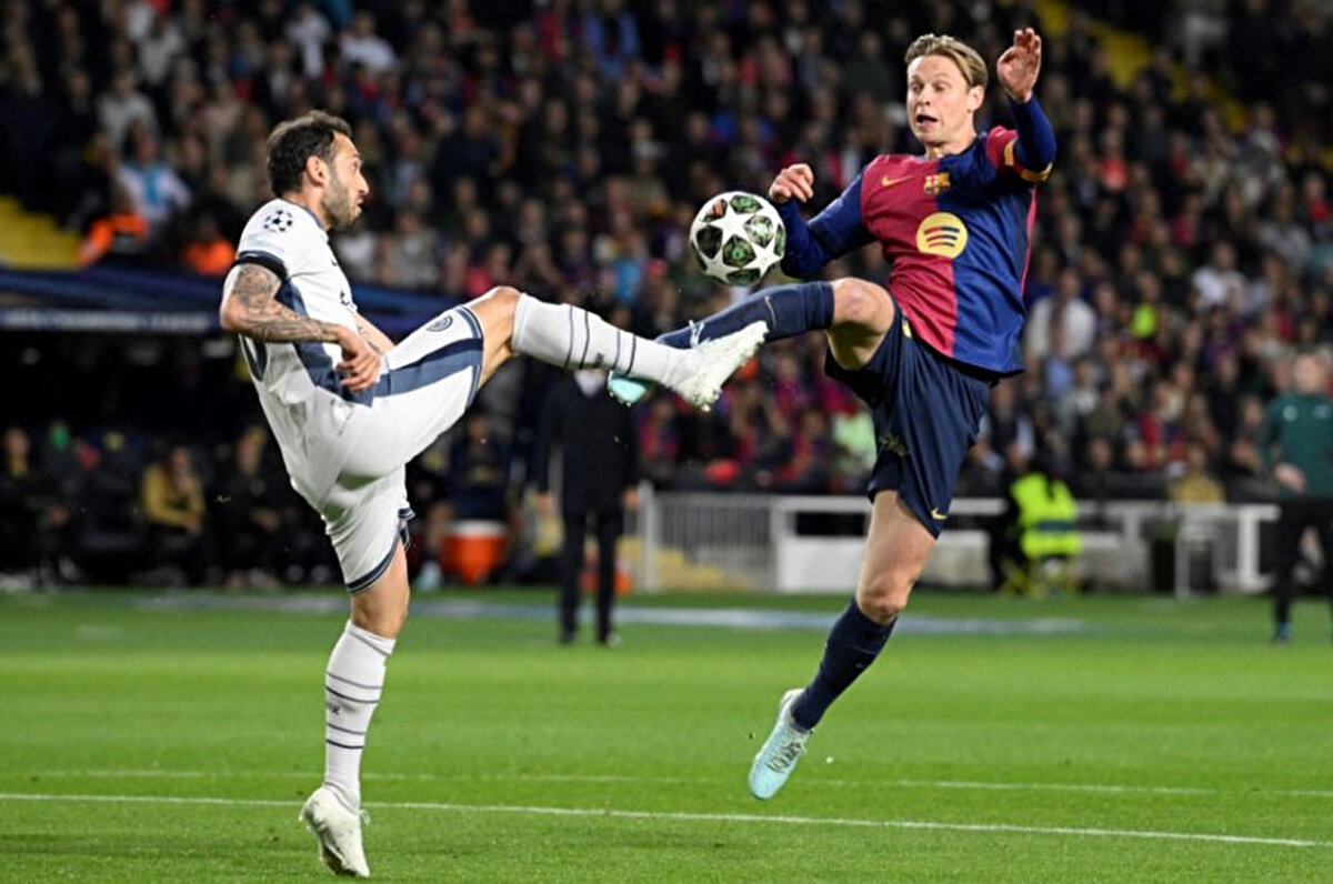 Inter, Şampiyonlar Ligi yarı final ilk maçında Barcelona'ya konuk oldu. Mücadele 3-3'lük eşitlikle sona erdi.<br>