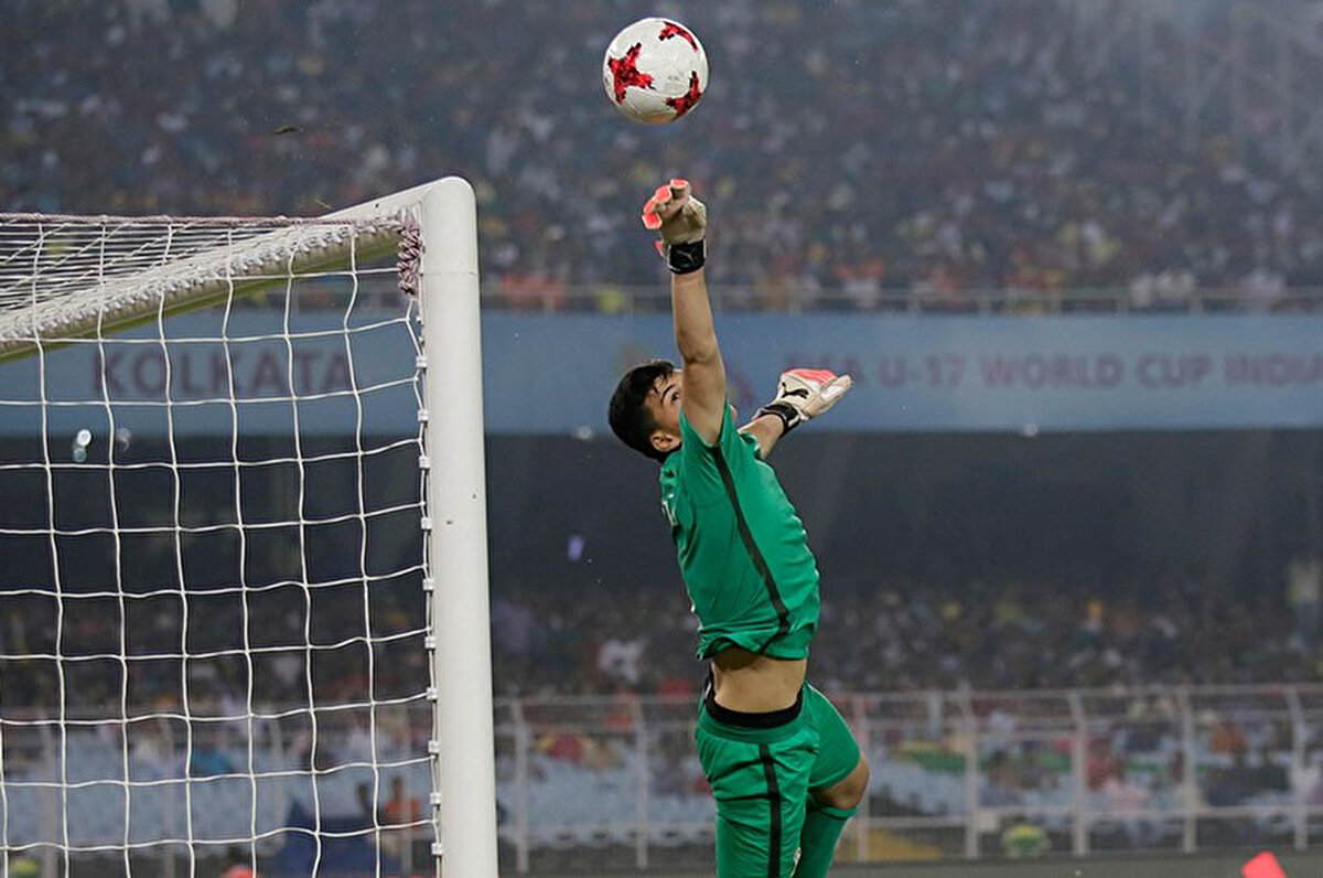 Haberde, sarı kırmızılıların resmi bir teklif iletmese de Brazao'nun temsilcileriyle transferin maliyetini öğrenmek için temasa geçtiği kaydedildi.<br>