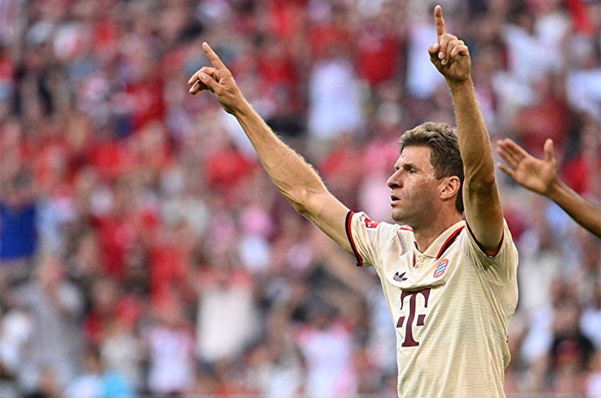 Sözleşmesi sezonda bitecek Dier'ın Fransa Ligue 1 takımlarından Monaco'ya imza atması bekleniyor. Bayern Münih daha önce Thomas Müller'in de takımdan ayrılacağını açıklamıştı.<br>