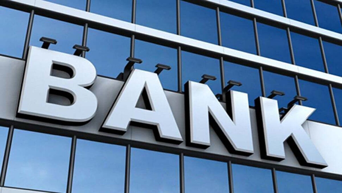 Dev bankalardan dikkat çeken tahminler<br><br>Sadece Goldman Sachs değil; UBS, Citi, Commerzbank, Deutsche Bank, HSBC ve Bank of America gibi diğer büyük yatırım bankaları da altın fiyatlarına dair tahminlerini güncelledi.