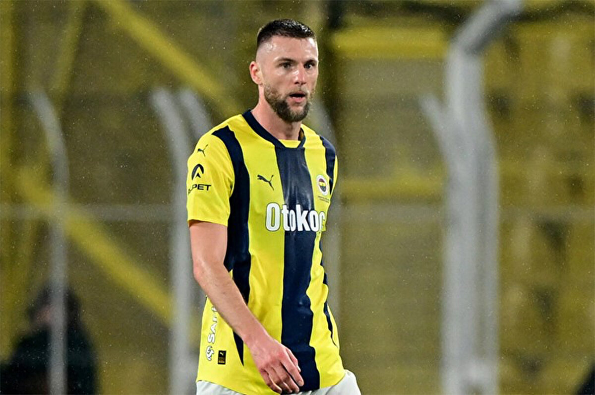 Ara transfer döneminde Galatasaray anlaşmak üzereyken Fenerbahçe'nin araya girip transfer ettiği Milan Skriniar, performansıyla beklentileri fazlasıyla karşıladı.<br>